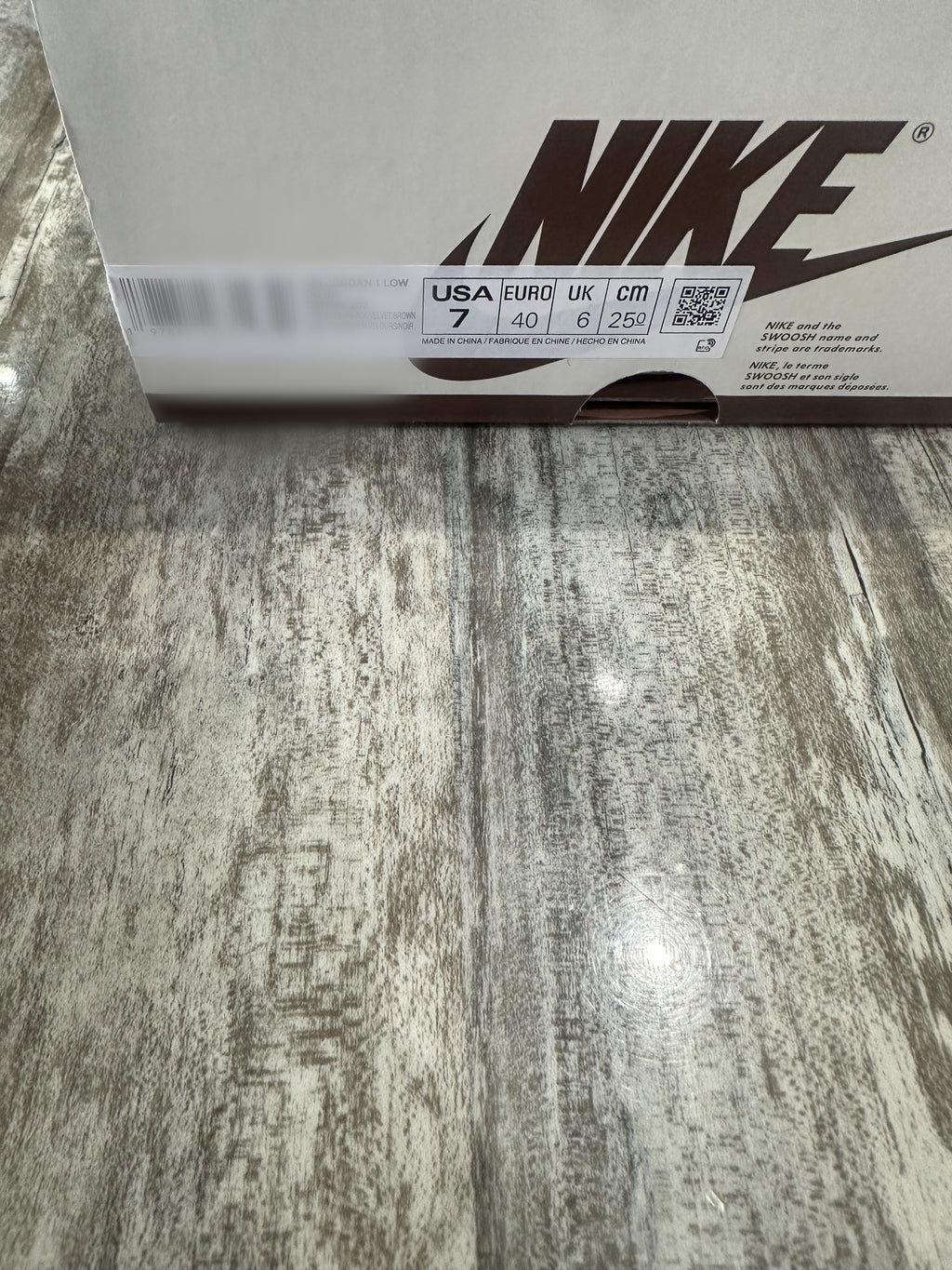 J1 Low×T Scott Velvet Brown