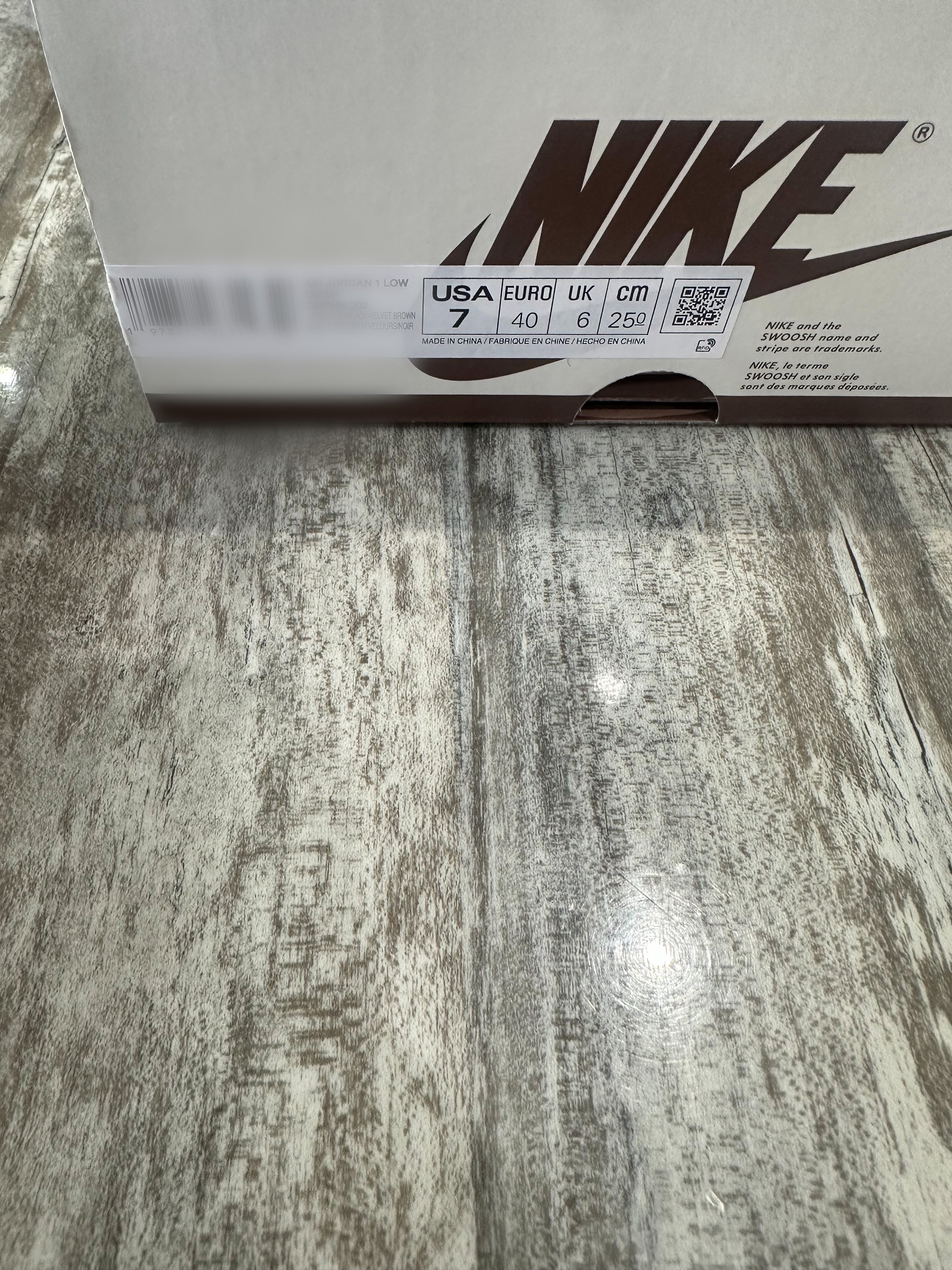 J1 Low×T Scott Velvet Brown